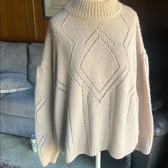 H&M Wool Alpaca Blend Cream Turtleneck Oversized Sweater - Picture 5 of 11